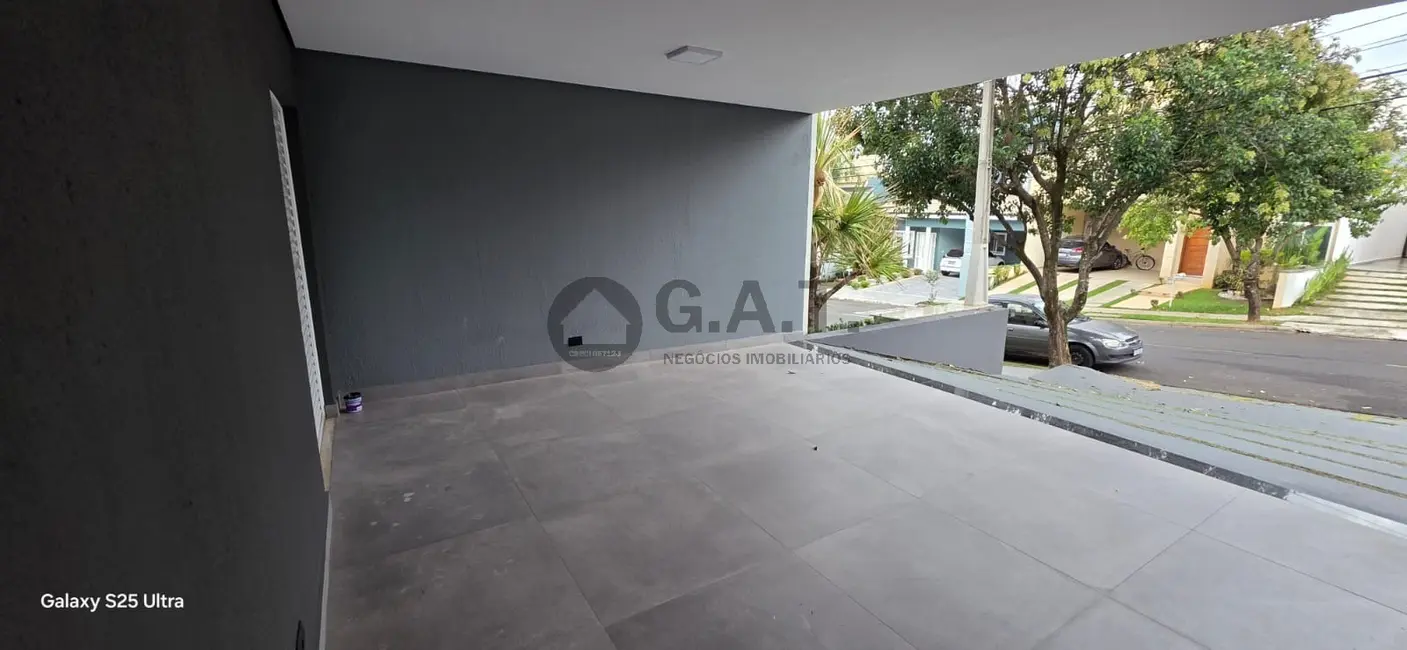 Foto 3 de Casa de Condomínio com 4 quartos para alugar, 340m2 em Vila Haro, Sorocaba - SP
