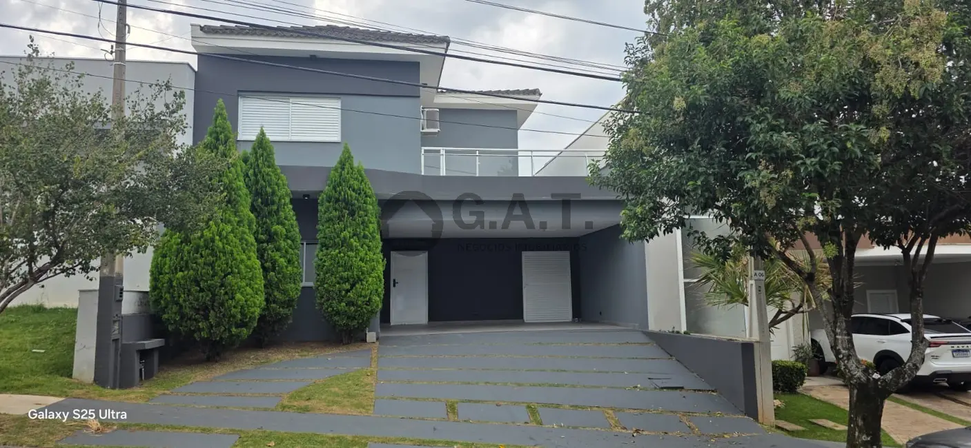 Foto 1 de Casa de Condomínio com 4 quartos para alugar, 340m2 em Vila Haro, Sorocaba - SP