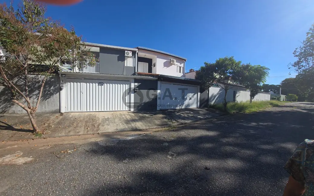 Foto 1 de Casa com 2 quartos para alugar, 69m2 em Jardim Bandeirantes, Sorocaba - SP