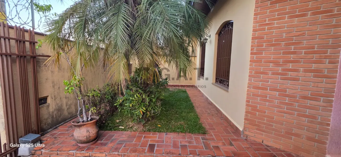 Foto 5 de Casa com 3 quartos para alugar, 230m2 em Jardim Bertanha, Sorocaba - SP