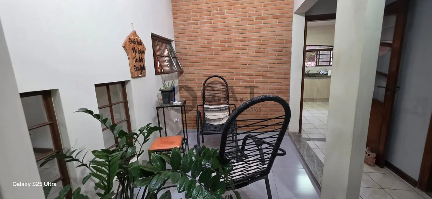 Foto 7 de Casa com 3 quartos para alugar, 230m2 em Jardim Bertanha, Sorocaba - SP