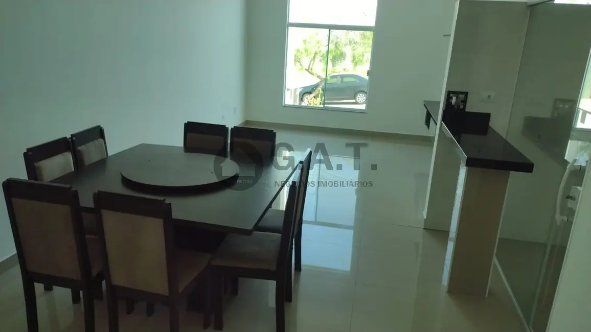 Foto 3 de Casa de Condomínio com 4 quartos para alugar, 180m2 em Wanel Ville, Sorocaba - SP
