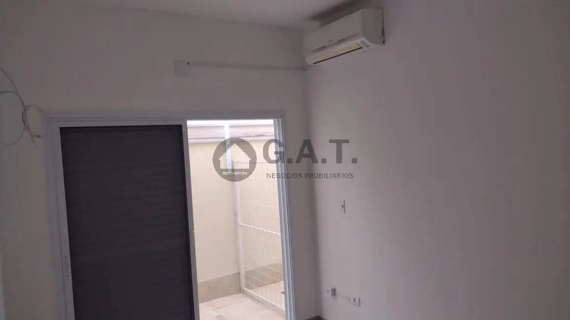 Foto 9 de Casa de Condomínio com 4 quartos para alugar, 180m2 em Wanel Ville, Sorocaba - SP