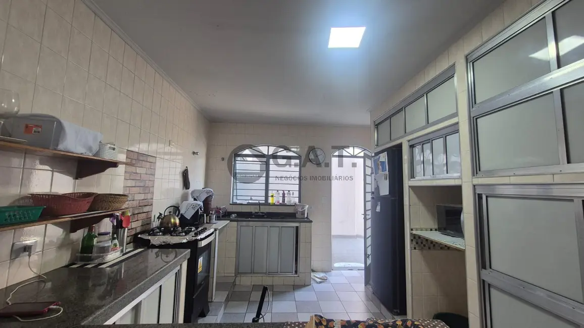 Casa com 3 quartos à venda, 300m2 em Cidade Jardim, Sorocaba - SP - imagem 6 Foto 6 de Casa com 3 quartos à venda, 300m2 em Cidade Jardim, Sorocaba - SP