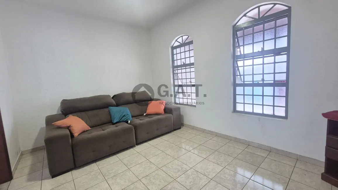 Casa com 3 quartos à venda, 300m2 em Cidade Jardim, Sorocaba - SP - imagem 3 Foto 3 de Casa com 3 quartos à venda, 300m2 em Cidade Jardim, Sorocaba - SP