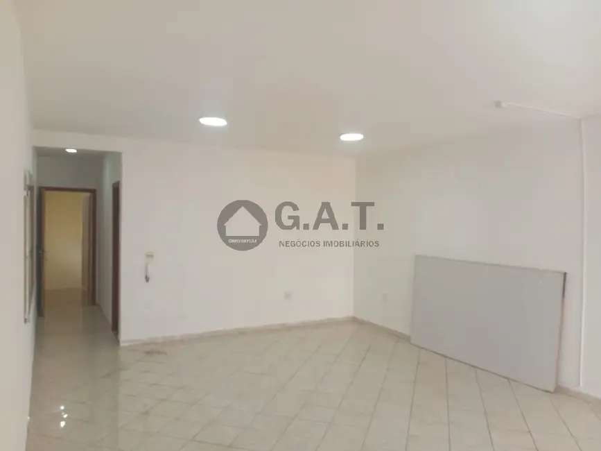 Sala Comercial para alugar, 60m2 em Além Ponte, Sorocaba - SP - imagem 2 Foto 2 de Sala Comercial para alugar, 60m2 em Além Ponte, Sorocaba - SP