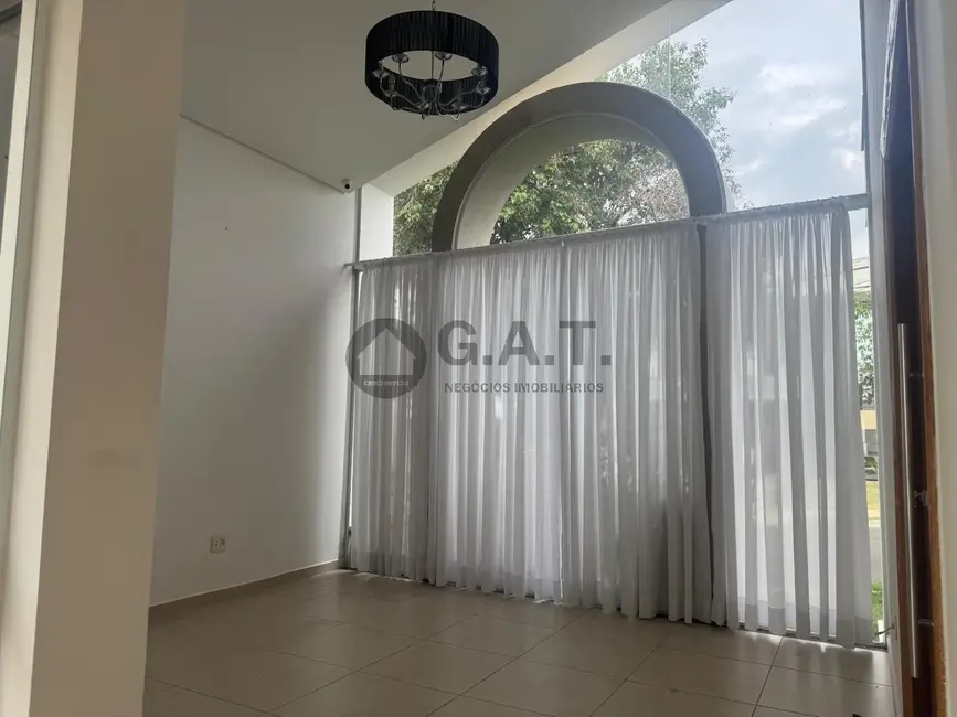 Foto 2 de Casa de Condomínio com 3 quartos para alugar, 260m2 em Parque Campolim, Sorocaba - SP