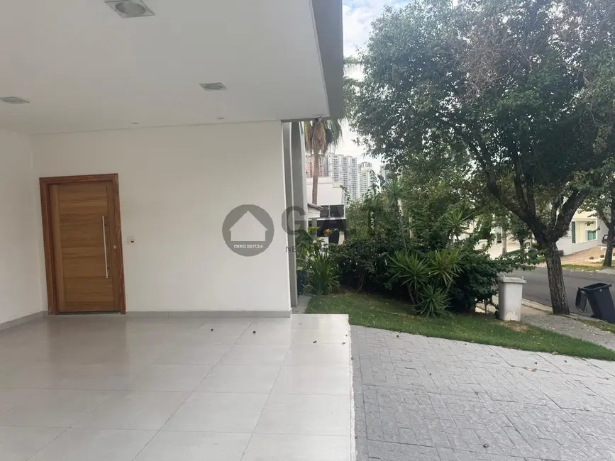 Casa de Condomínio com 3 quartos à venda, 260m2 em Parque Campolim, Sorocaba - SP - imagem 3 Foto 3 de Casa de Condomínio com 3 quartos à venda, 260m2 em Parque Campolim, Sorocaba - SP