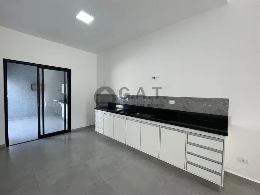 Foto 8 de Casa de Condomínio com 3 quartos para alugar, 114m2 em Horto Florestal, Sorocaba - SP