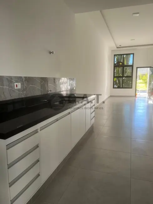 Foto 3 de Casa de Condomínio com 3 quartos para alugar, 114m2 em Horto Florestal, Sorocaba - SP