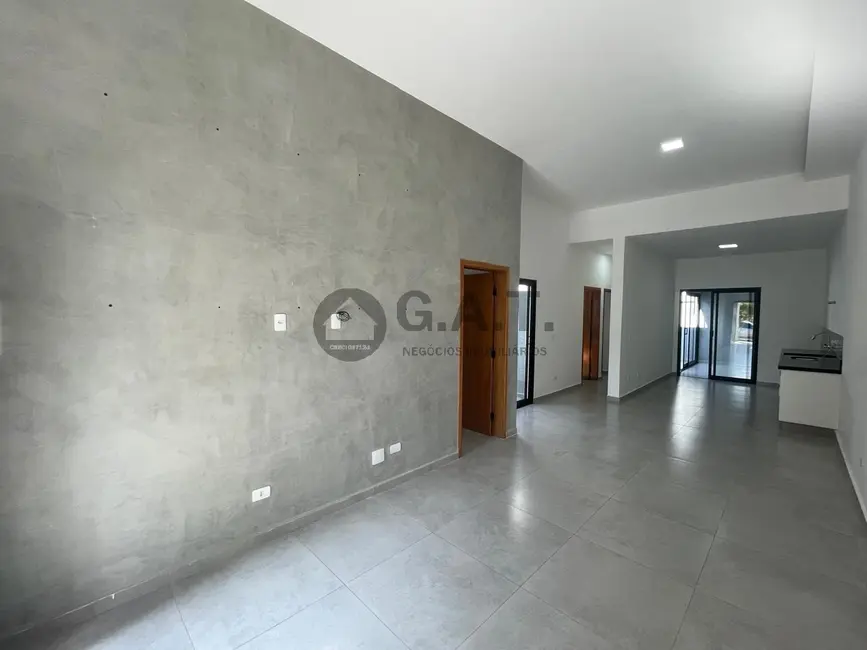 Foto 2 de Casa de Condomínio com 3 quartos para alugar, 114m2 em Horto Florestal, Sorocaba - SP