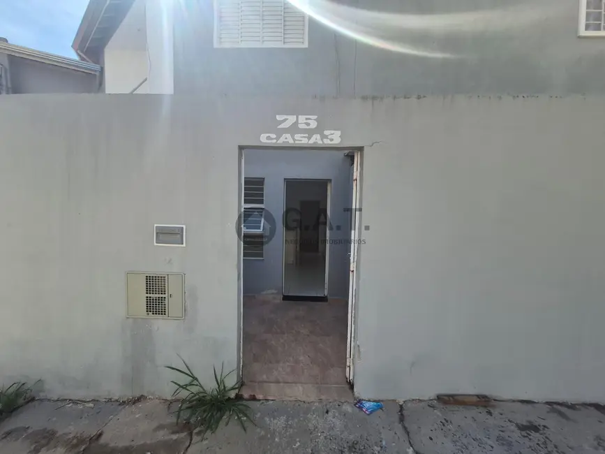 Foto 2 de Kitnet com 1 quarto para alugar, 35m2 em Jardim Wanel Ville V, Sorocaba - SP