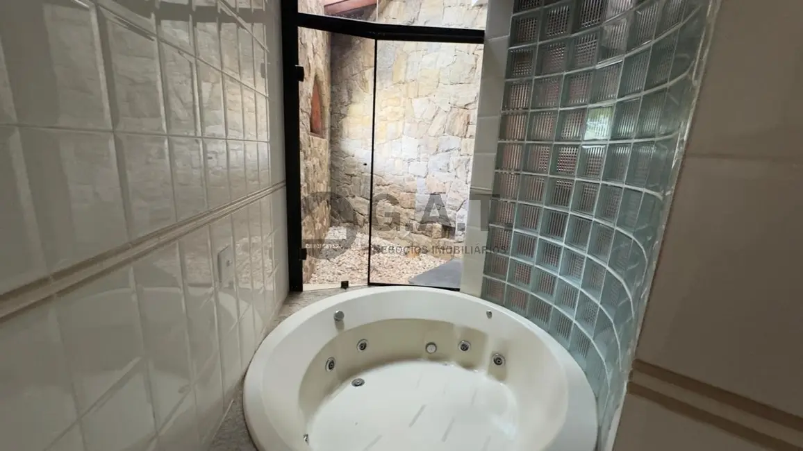 Foto 8 de Casa de Condomínio com 4 quartos para alugar, 426m2 em Aracoiaba Da Serra - SP