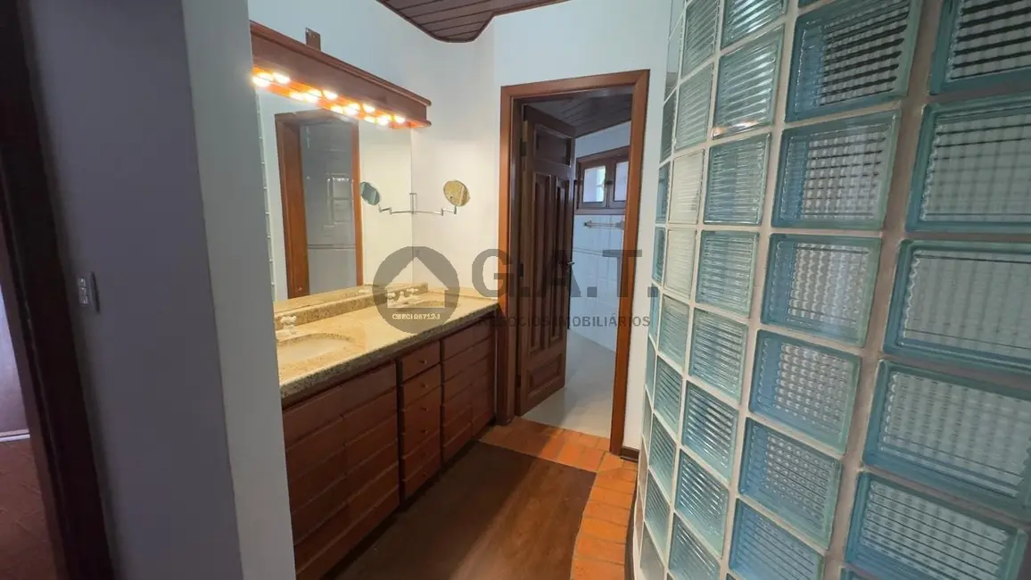 Foto 7 de Casa de Condomínio com 4 quartos para alugar, 426m2 em Aracoiaba Da Serra - SP