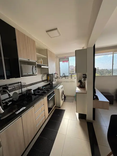 Foto 3 de Apartamento com 2 quartos à venda, 45m2 em Jardim Mirante dos Ovnis, Votorantim - SP