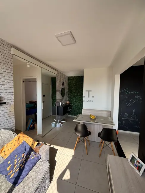Foto 7 de Apartamento com 2 quartos à venda, 45m2 em Jardim Mirante dos Ovnis, Votorantim - SP