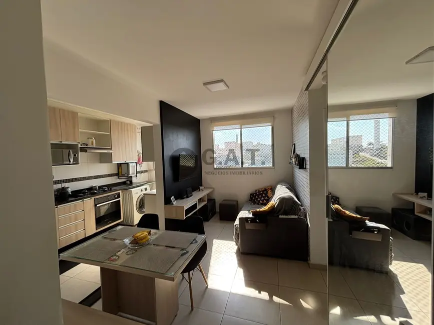 Foto 8 de Apartamento com 2 quartos à venda, 45m2 em Jardim Mirante dos Ovnis, Votorantim - SP