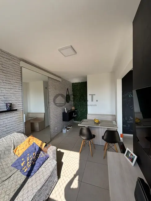 Foto 6 de Apartamento com 2 quartos à venda, 45m2 em Jardim Mirante dos Ovnis, Votorantim - SP