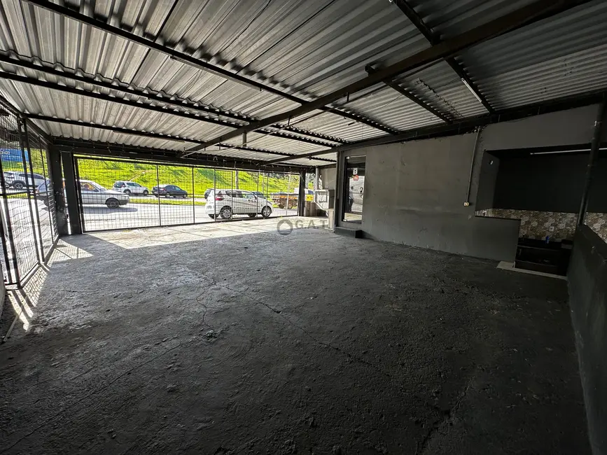 Foto 3 de Armazém / Galpão para alugar, 300m2 em Jardim Simus, Sorocaba - SP
