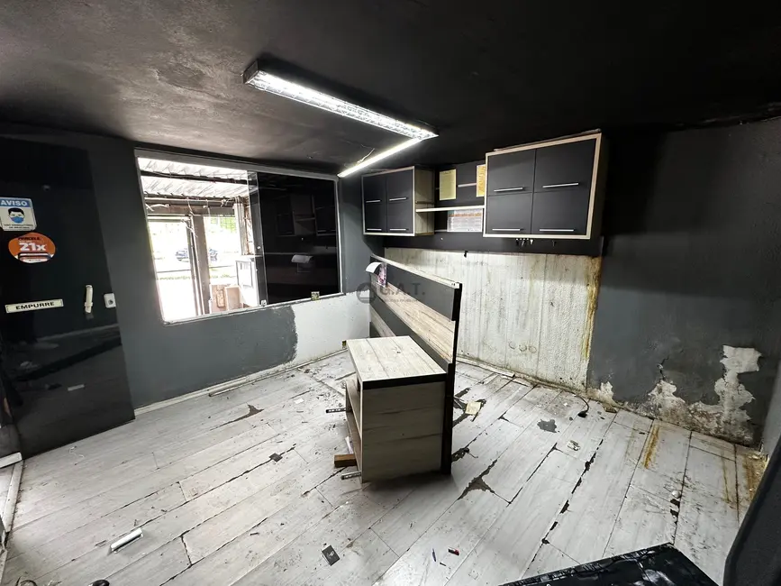 Foto 6 de Armazém / Galpão para alugar, 300m2 em Jardim Simus, Sorocaba - SP