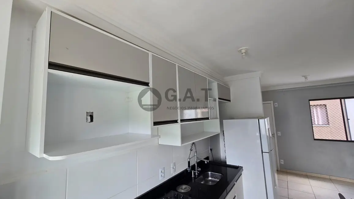 Foto 3 de Apartamento com 2 quartos para alugar, 42m2 em Centro, Votorantim - SP