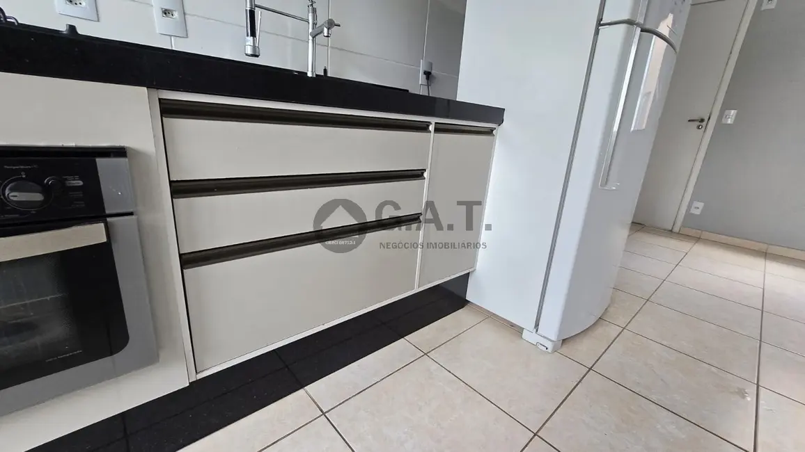 Foto 2 de Apartamento com 2 quartos para alugar, 42m2 em Centro, Votorantim - SP