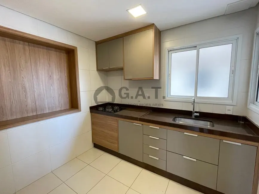 Apartamento com 3 quartos para alugar, 130m2 em Sorocaba - SP - imagem 6 Foto 6 de Apartamento com 3 quartos para alugar, 130m2 em Sorocaba - SP