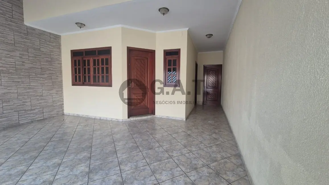 Foto 1 de Casa com 3 quartos para alugar, 280m2 em Jardim Ana Maria, Sorocaba - SP