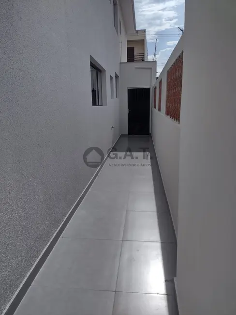 Casa com 3 quartos à venda, 280m2 em Vila Augusta, Sorocaba - SP - imagem 2 Foto 2 de Casa com 3 quartos à venda, 280m2 em Vila Augusta, Sorocaba - SP