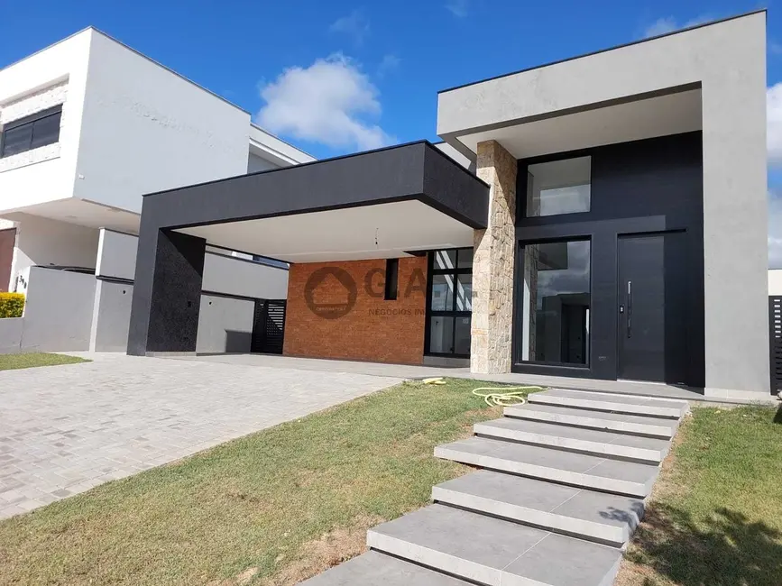 Foto 1 de Casa de Condomínio com 3 quartos à venda, 245m2 em Votorantim - SP