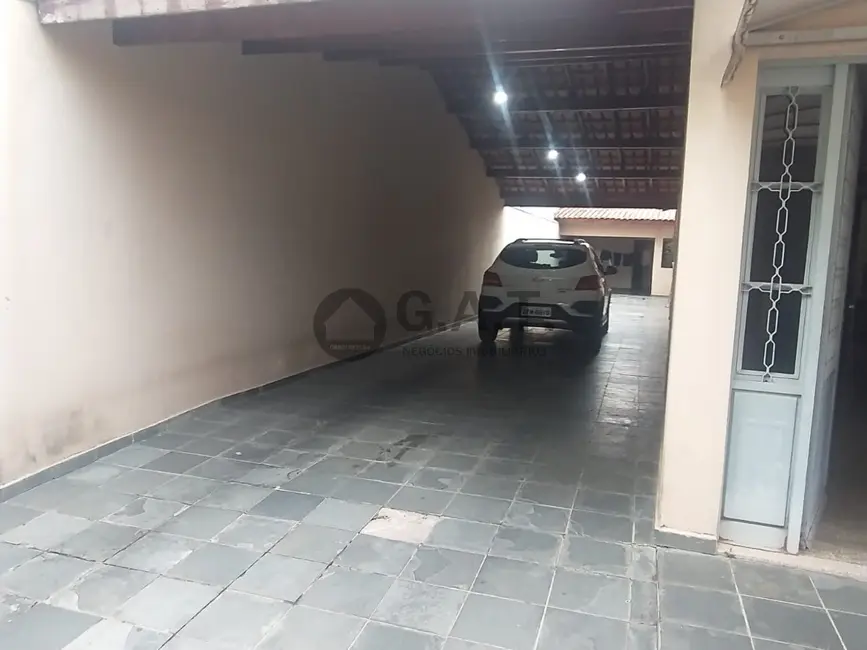 Foto 3 de Casa com 3 quartos à venda, 398m2 em Jardim Rosália Alcolea, Sorocaba - SP