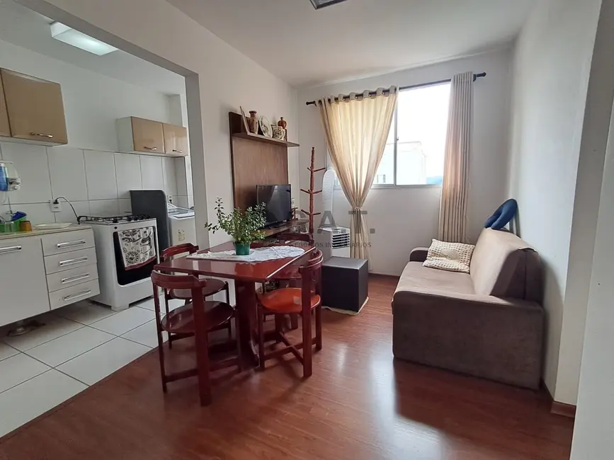 Foto 2 de Apartamento com 2 quartos à venda, 45m2 em Jardim Mirante dos Ovnis, Votorantim - SP