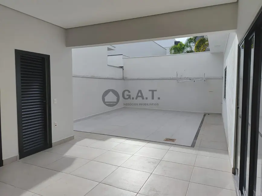 Casa de Condomínio com 3 quartos para alugar, 174m2 em Sorocaba - SP - imagem 5 Foto 5 de Casa de Condomínio com 3 quartos para alugar, 174m2 em Sorocaba - SP