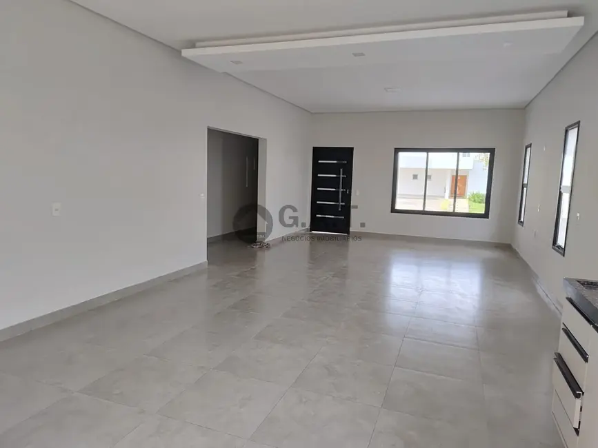Casa de Condomínio com 3 quartos para alugar, 174m2 em Sorocaba - SP - imagem 2 Foto 2 de Casa de Condomínio com 3 quartos para alugar, 174m2 em Sorocaba - SP