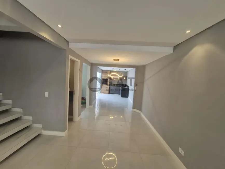 Foto 6 de Casa de Condomínio com 2 quartos para alugar, 120m2 em Jardim Vera Cruz, Sorocaba - SP