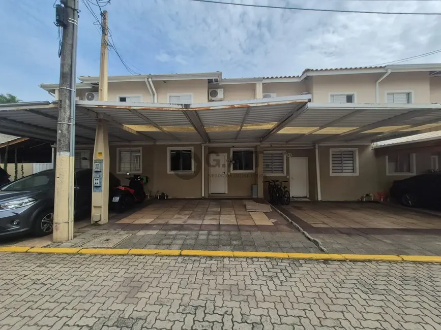 Foto 1 de Casa de Condomínio com 2 quartos para alugar, 120m2 em Jardim Vera Cruz, Sorocaba - SP