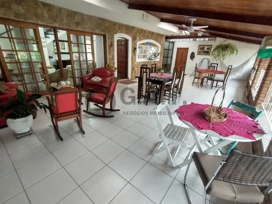 Foto 8 de Casa com 3 quartos à venda, 283m2 em Jardim São Carlos, Sorocaba - SP