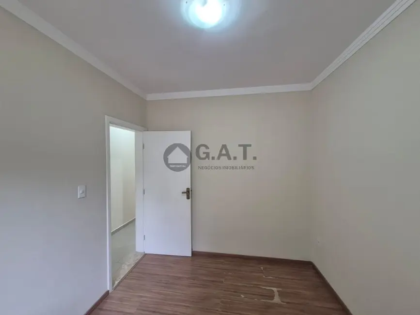 Foto 4 de Casa de Condomínio com 3 quartos para alugar, 100m2 em Horto Florestal, Sorocaba - SP