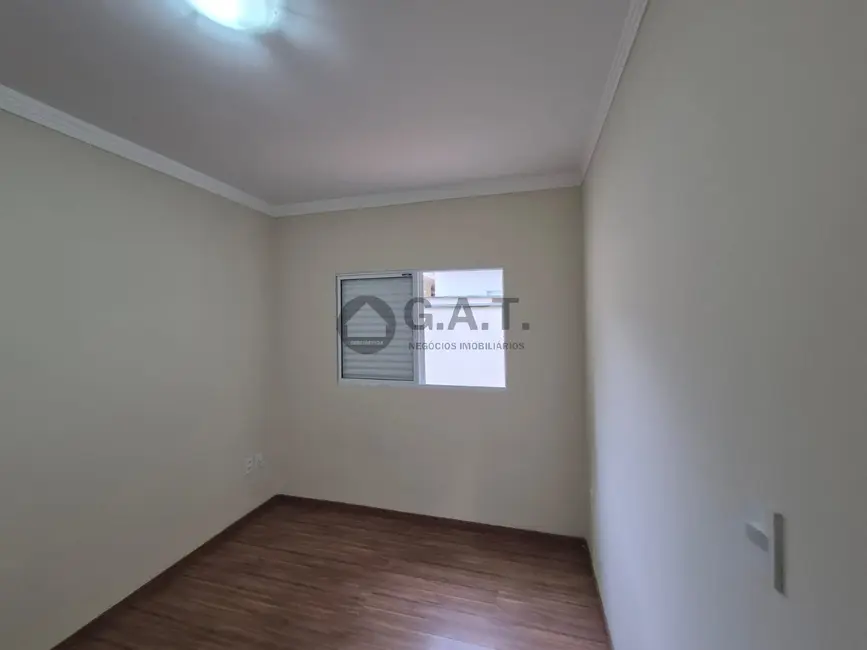 Foto 3 de Casa de Condomínio com 3 quartos para alugar, 100m2 em Horto Florestal, Sorocaba - SP