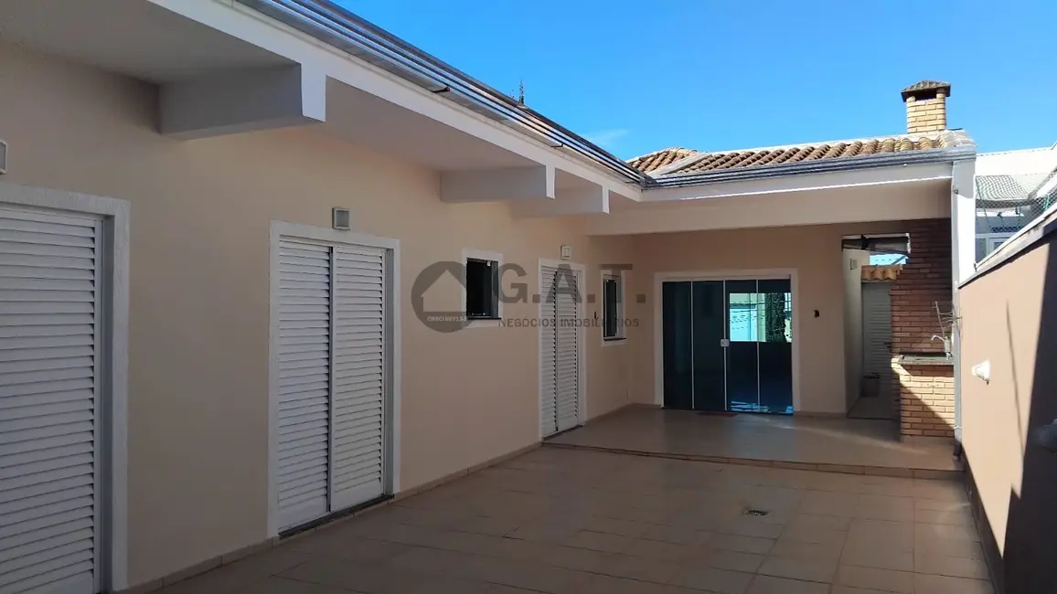 Foto 3 de Casa de Condomínio com 3 quartos para alugar, 230m2 em Jardim Vera Cruz, Sorocaba - SP