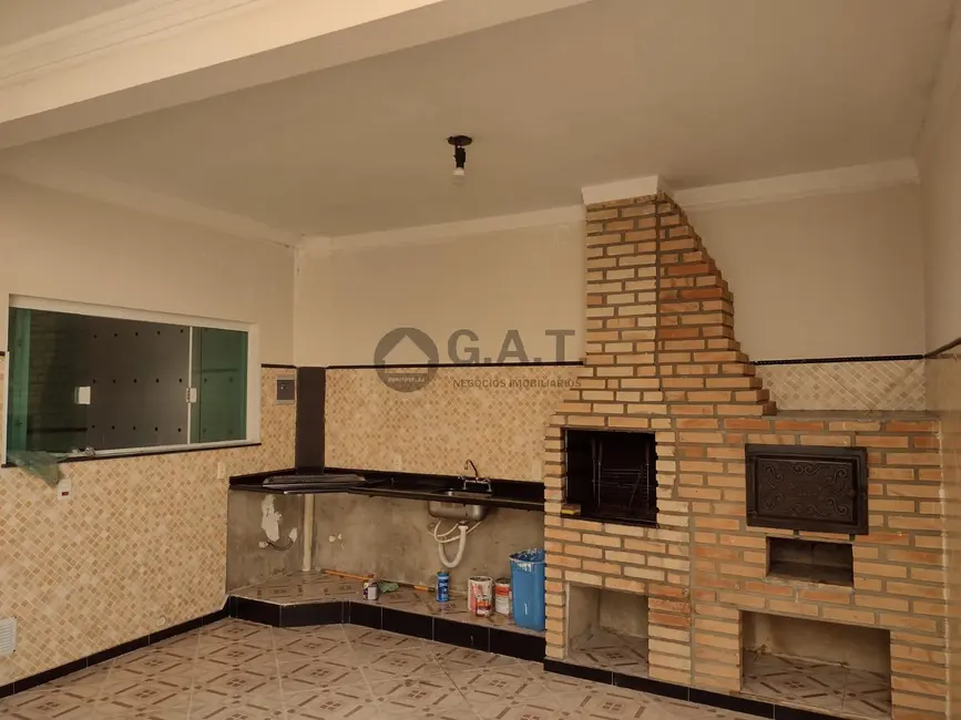 Casa com 3 quartos para alugar, 300m2 em Jardim Wanel Ville V, Sorocaba - SP - imagem 9 Foto 9 de Casa com 3 quartos para alugar, 300m2 em Jardim Wanel Ville V, Sorocaba - SP