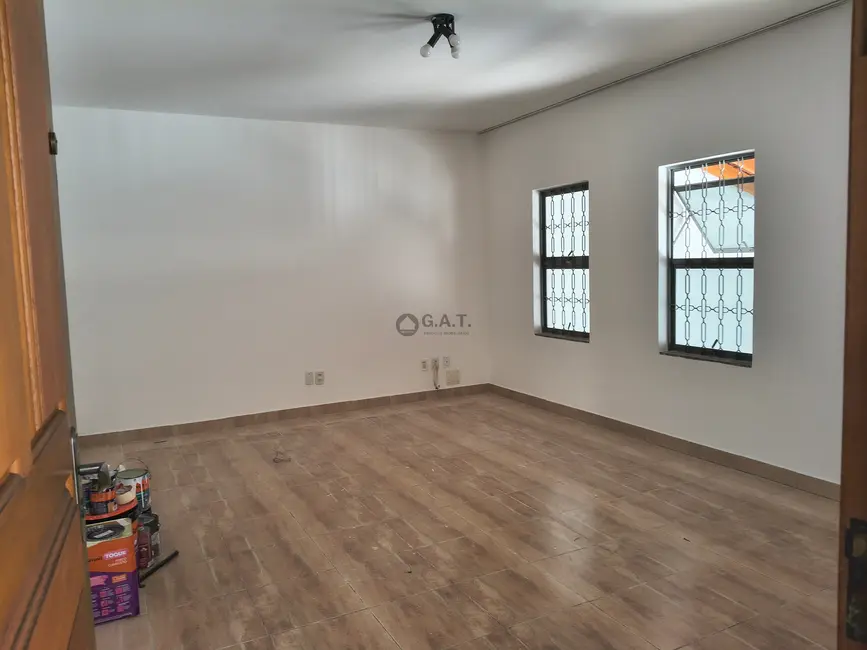 Casa com 3 quartos para alugar, 300m2 em Jardim Zulmira, Sorocaba - SP - imagem 3 Foto 3 de Casa com 3 quartos para alugar, 300m2 em Jardim Zulmira, Sorocaba - SP