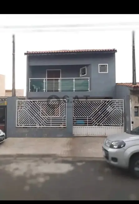 Casa com 2 quartos para alugar, 185m2 em Jardim Bonsucesso, Sorocaba - SP - imagem 1 Foto 1 de Casa com 2 quartos para alugar, 185m2 em Jardim Bonsucesso, Sorocaba - SP