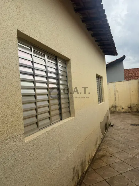 Casa com 2 quartos à venda, 250m2 em Wanel Ville, Sorocaba - SP - imagem 2 Foto 2 de Casa com 2 quartos à venda, 250m2 em Wanel Ville, Sorocaba - SP