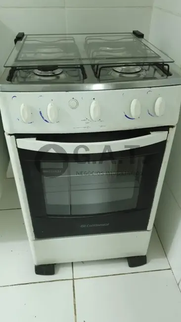 Foto 2 de Apartamento com 2 quartos à venda, 50m2 em Jardim Leocádia, Sorocaba - SP