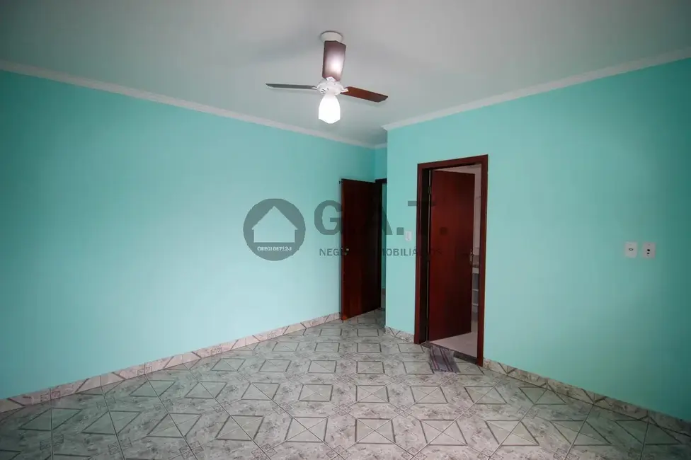 Casa com 3 quartos para alugar, 300m2 em Jardim São Conrado, Sorocaba - SP - imagem 7 Foto 7 de Casa com 3 quartos para alugar, 300m2 em Jardim São Conrado, Sorocaba - SP
