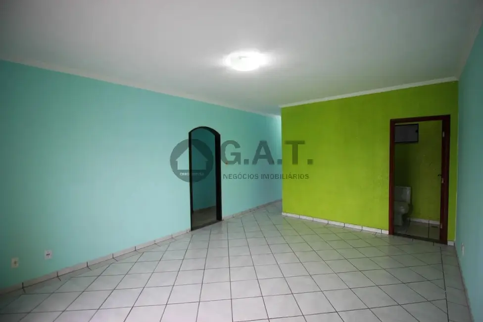 Casa com 3 quartos para alugar, 300m2 em Jardim São Conrado, Sorocaba - SP - imagem 5 Foto 5 de Casa com 3 quartos para alugar, 300m2 em Jardim São Conrado, Sorocaba - SP
