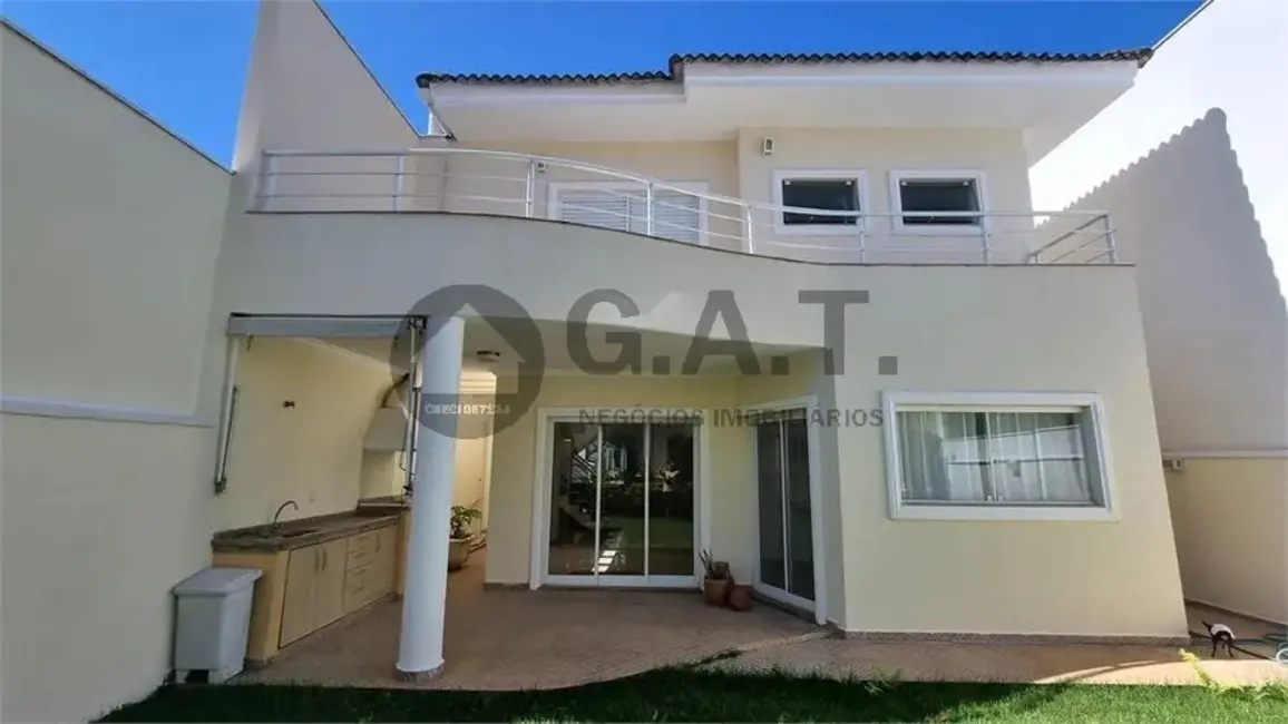 Casa de Condomínio com 3 quartos à venda, 200m2 em Parque Residencial Villa dos Inglezes, Sorocaba - SP - imagem 5 Foto 5 de Casa de Condomínio com 3 quartos à venda, 200m2 em Parque Residencial Villa dos Inglezes, Sorocaba - SP
