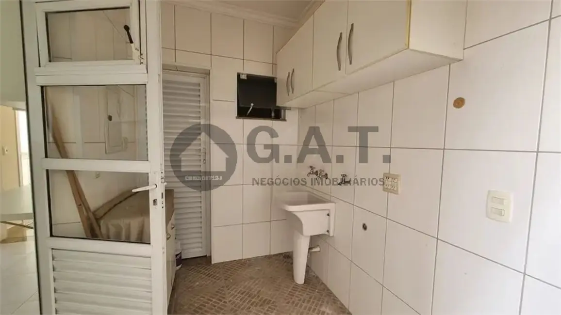Casa de Condomínio com 3 quartos à venda, 200m2 em Parque Residencial Villa dos Inglezes, Sorocaba - SP - imagem 8 Foto 8 de Casa de Condomínio com 3 quartos à venda, 200m2 em Parque Residencial Villa dos Inglezes, Sorocaba - SP