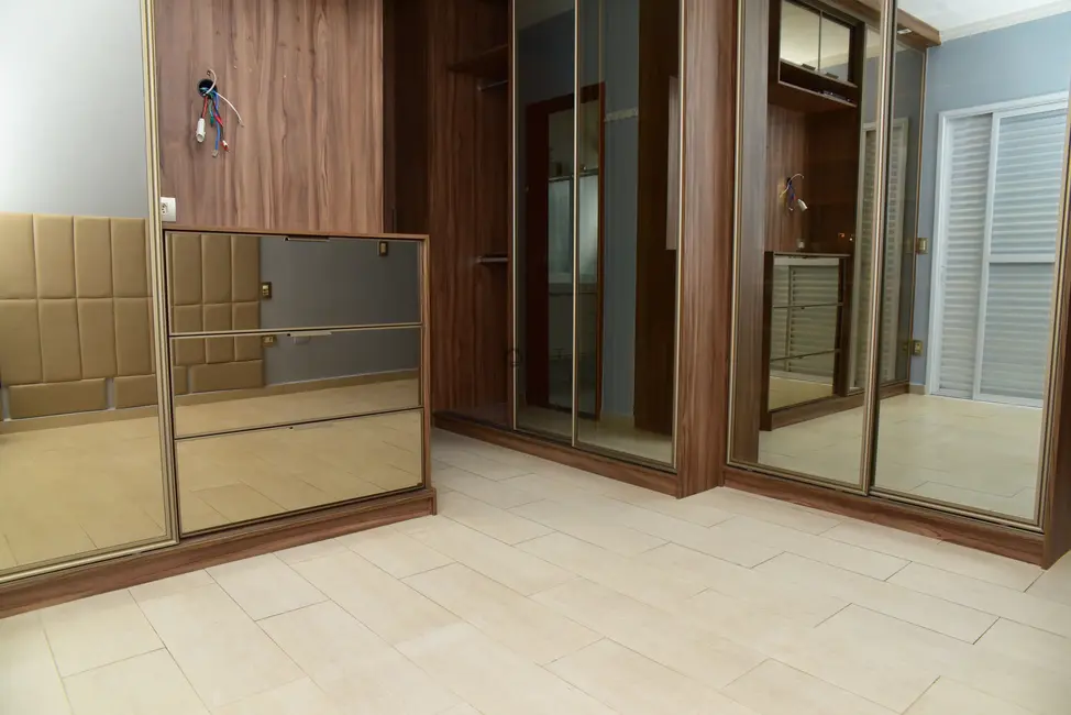 Foto 8 de Casa de Condomínio com 3 quartos à venda, 320m2 em Loteamento Aldeia da Mata, Votorantim - SP